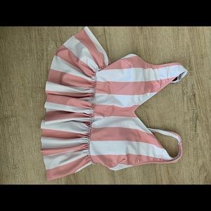 Kortni Jean swim top size small